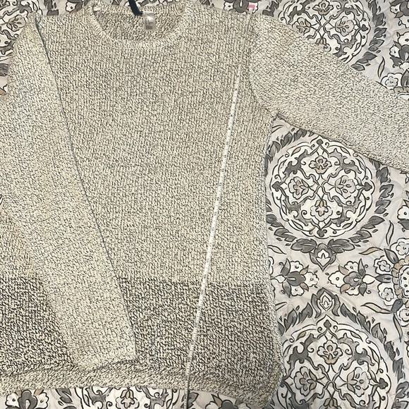 Cozy Knit Sweater in Cream and Gray - Picture 3 of 9